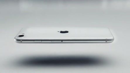 ویدئو معرفی آیفون SE نسل سه